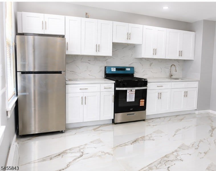 359 S 19Th St – photo 3