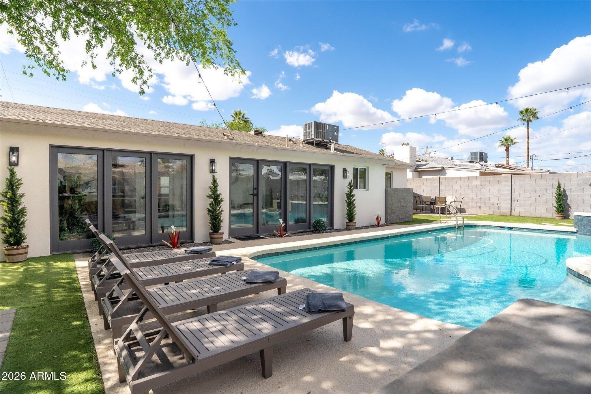 423 N 73rd Place – photo 4