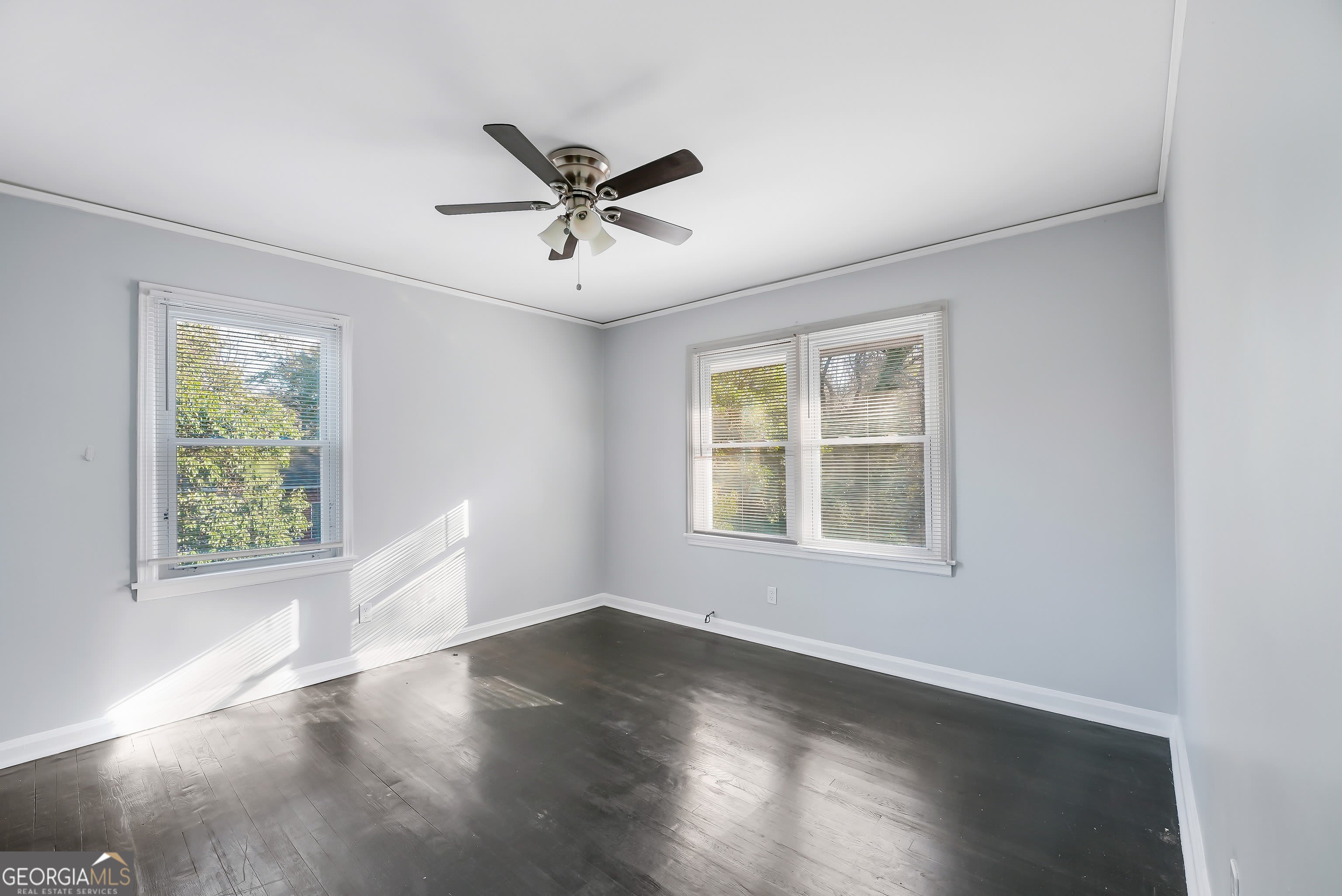 147 Burnside Street – photo 4