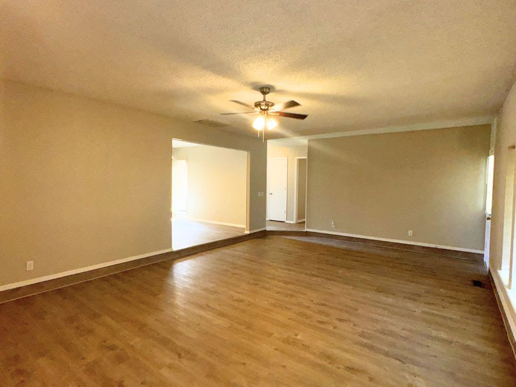 11629 Kings Cir – photo 5