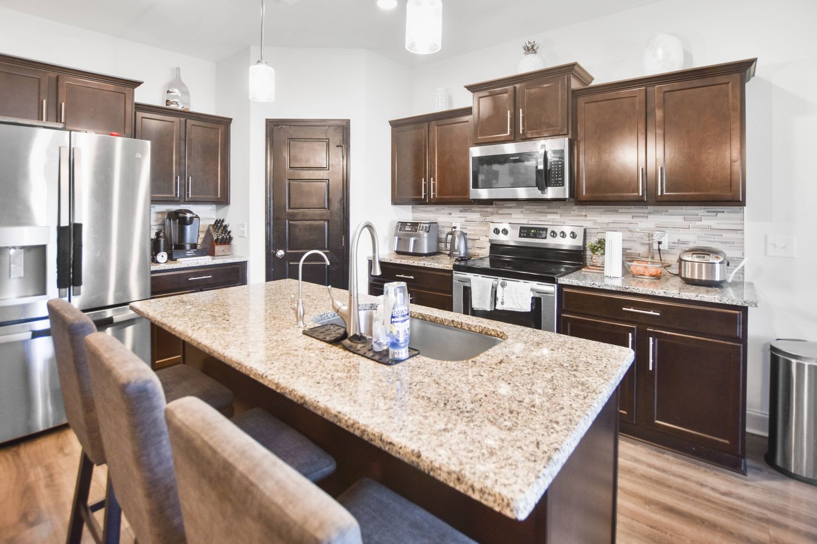 Pet Friendly Four Bedroom! – photo 5