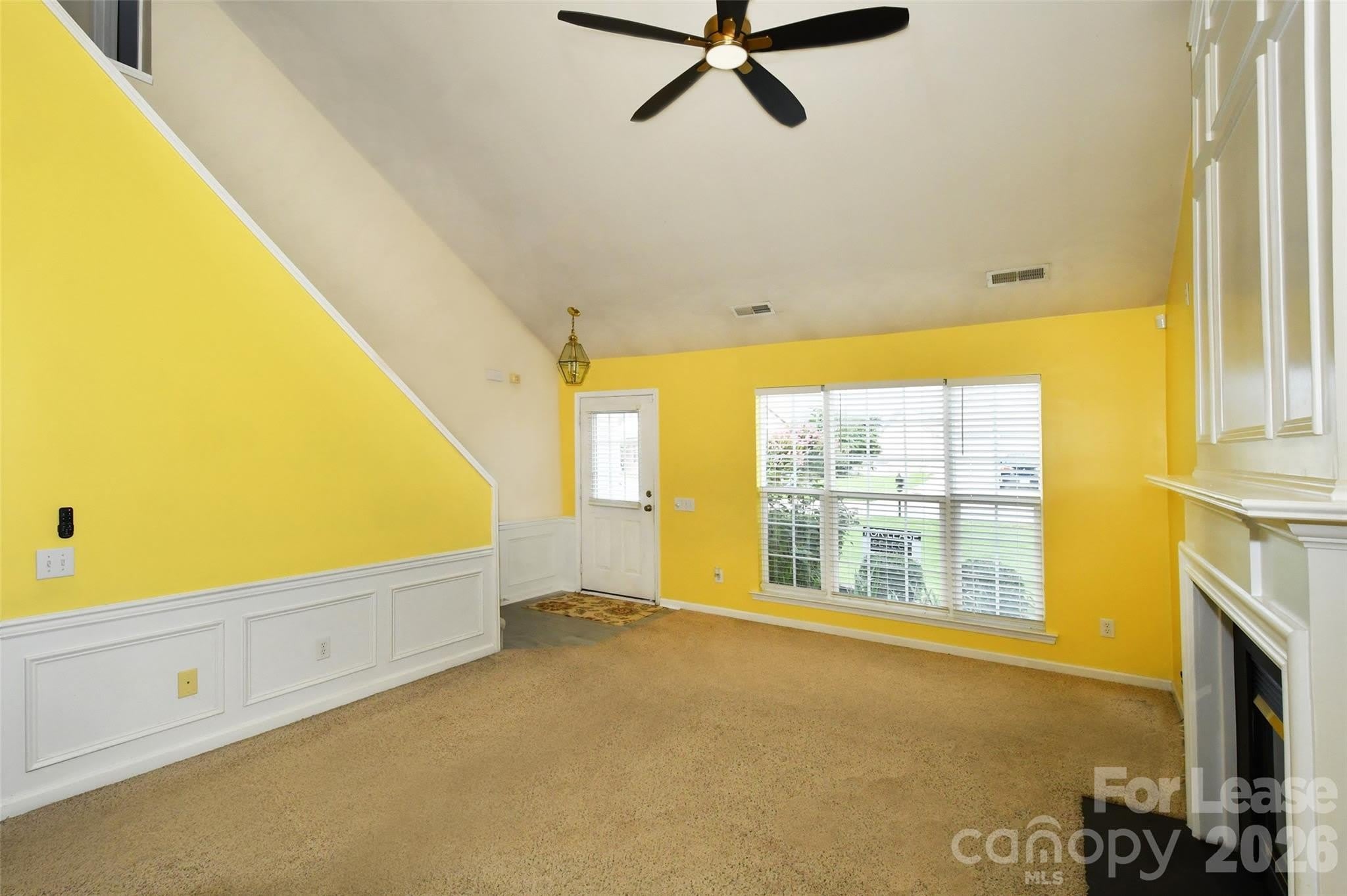 8715 Challenger Drive – photo 5