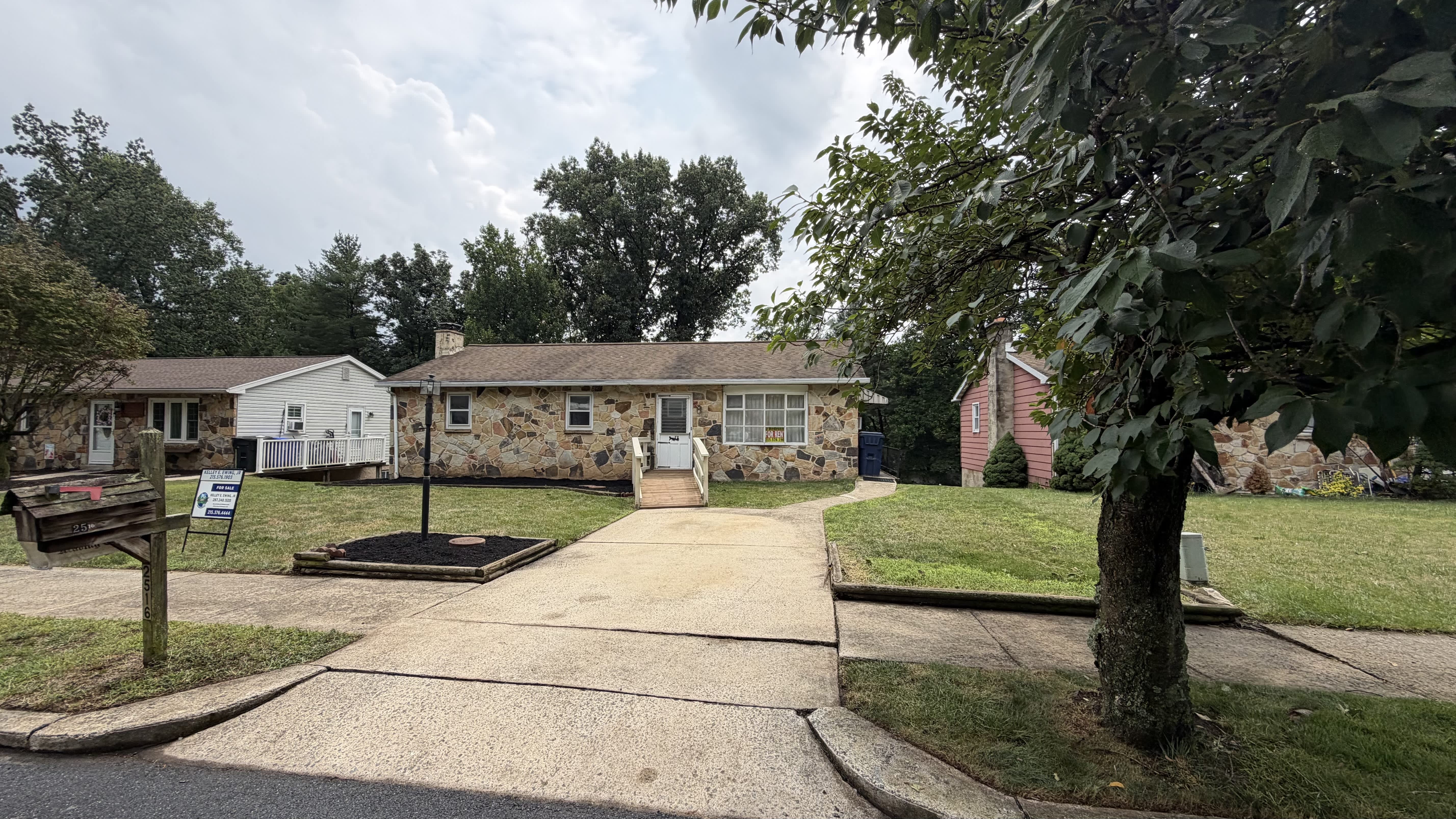 2516 Berkley Rd – photo 1