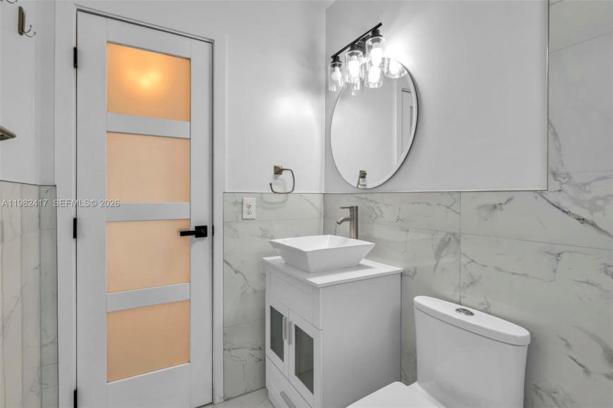 104 SW 7th St – photo 5
