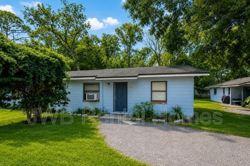 5432 Alpha Ave – photo 1