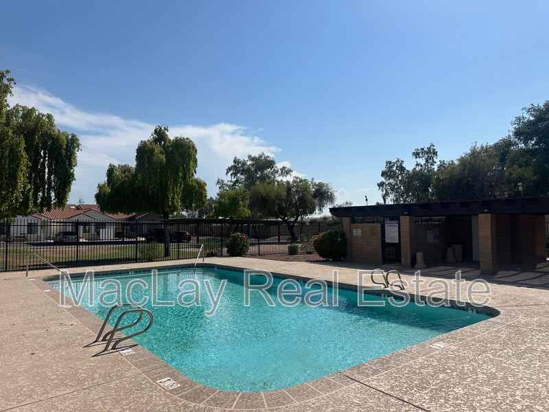 876 S Nebraska St – photo 4