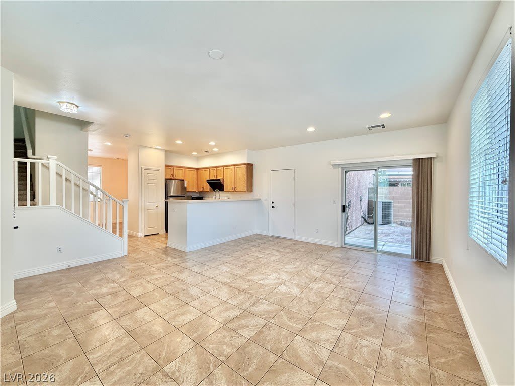 9797 Hanover Grove Avenue – photo 4