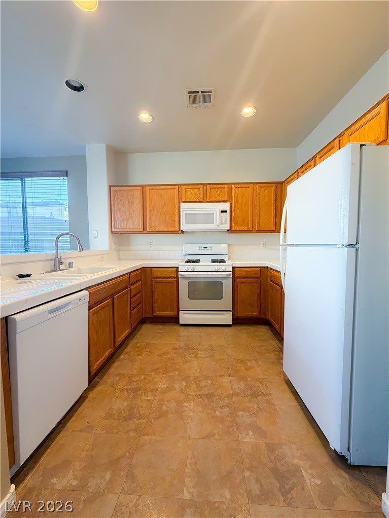 7637 Pioneer Ranch Avenue – photo 3