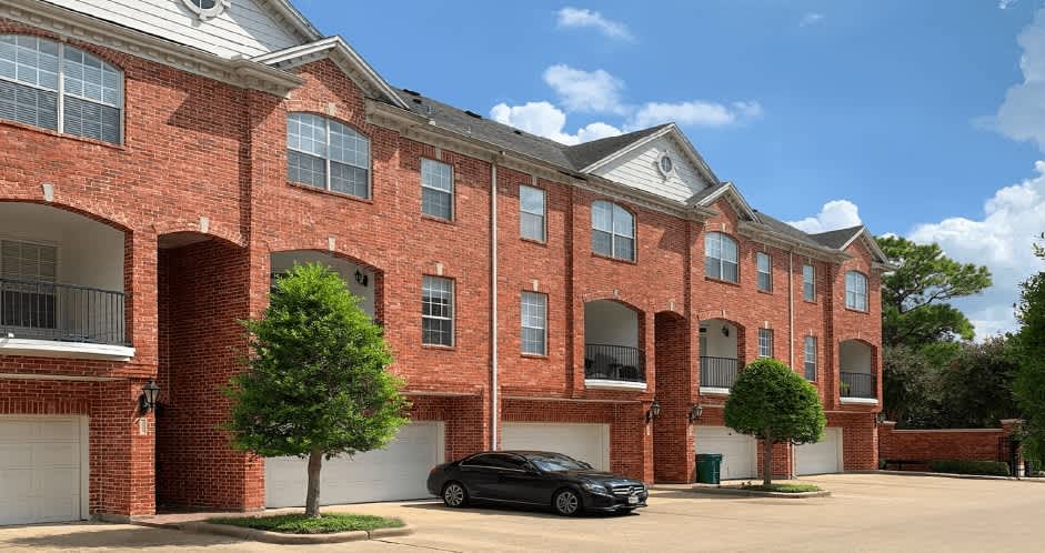 Tuscany Row Apartments – photo 2