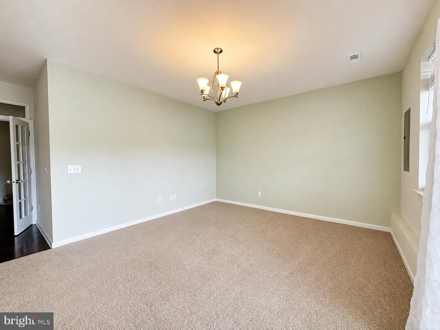4811 HICKS Drive – photo 5