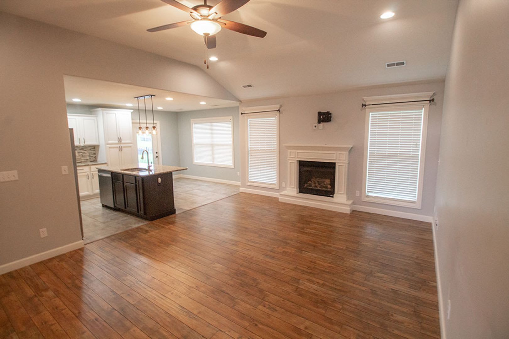 Beautiful 3 Bedroom Home – photo 4