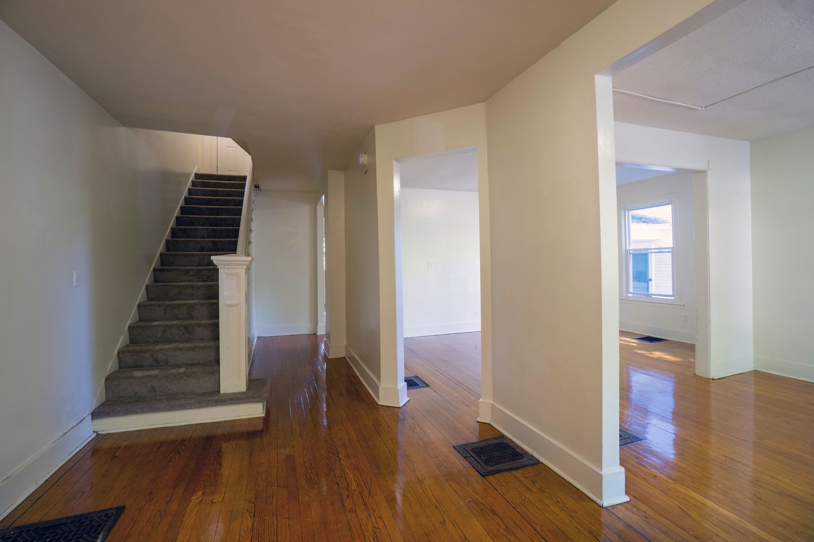 317 Greenwood Pl – photo 3