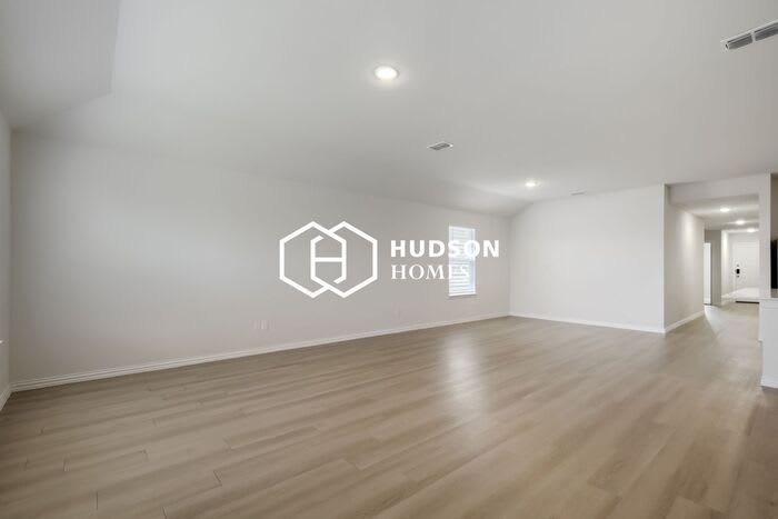 104 Kainos Street – photo 3