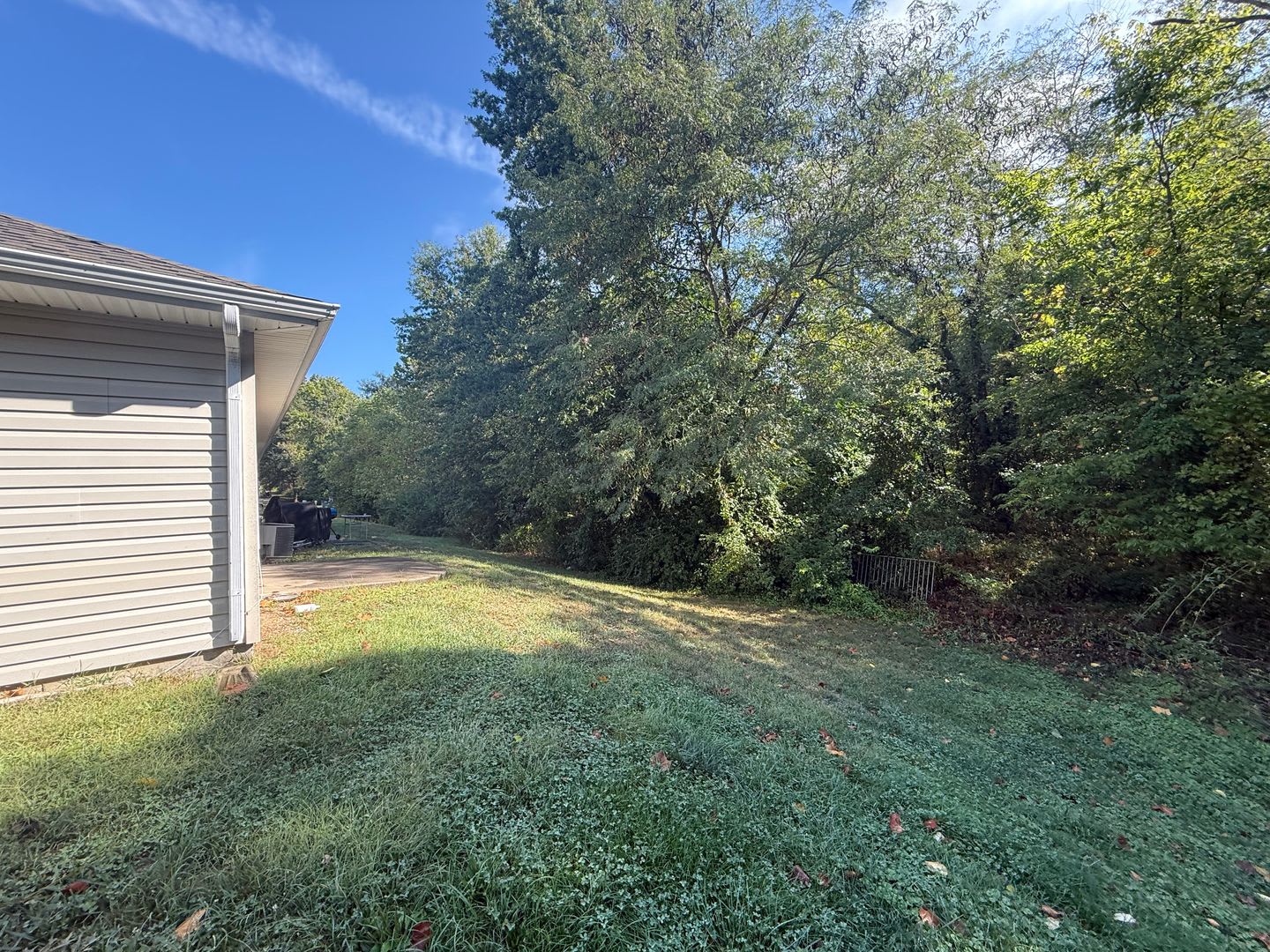 2 bedrooms and 2 baths – photo 2