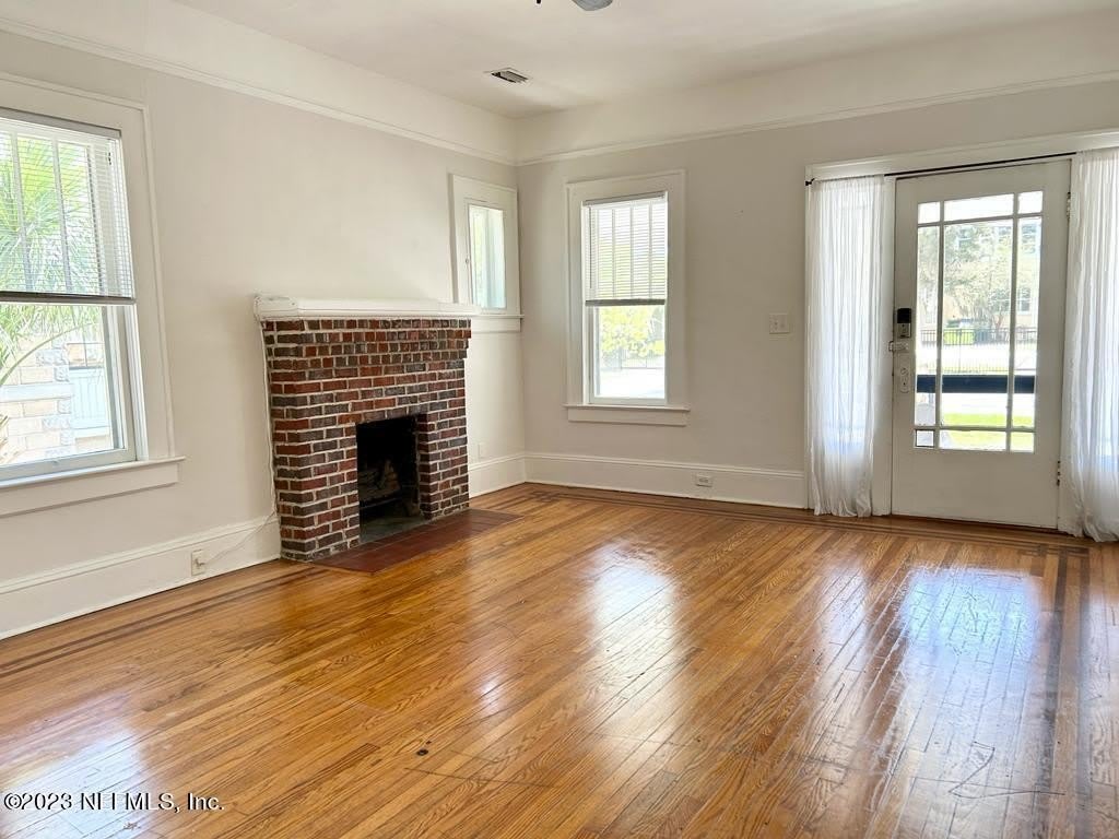2805 PARK Street – photo 1