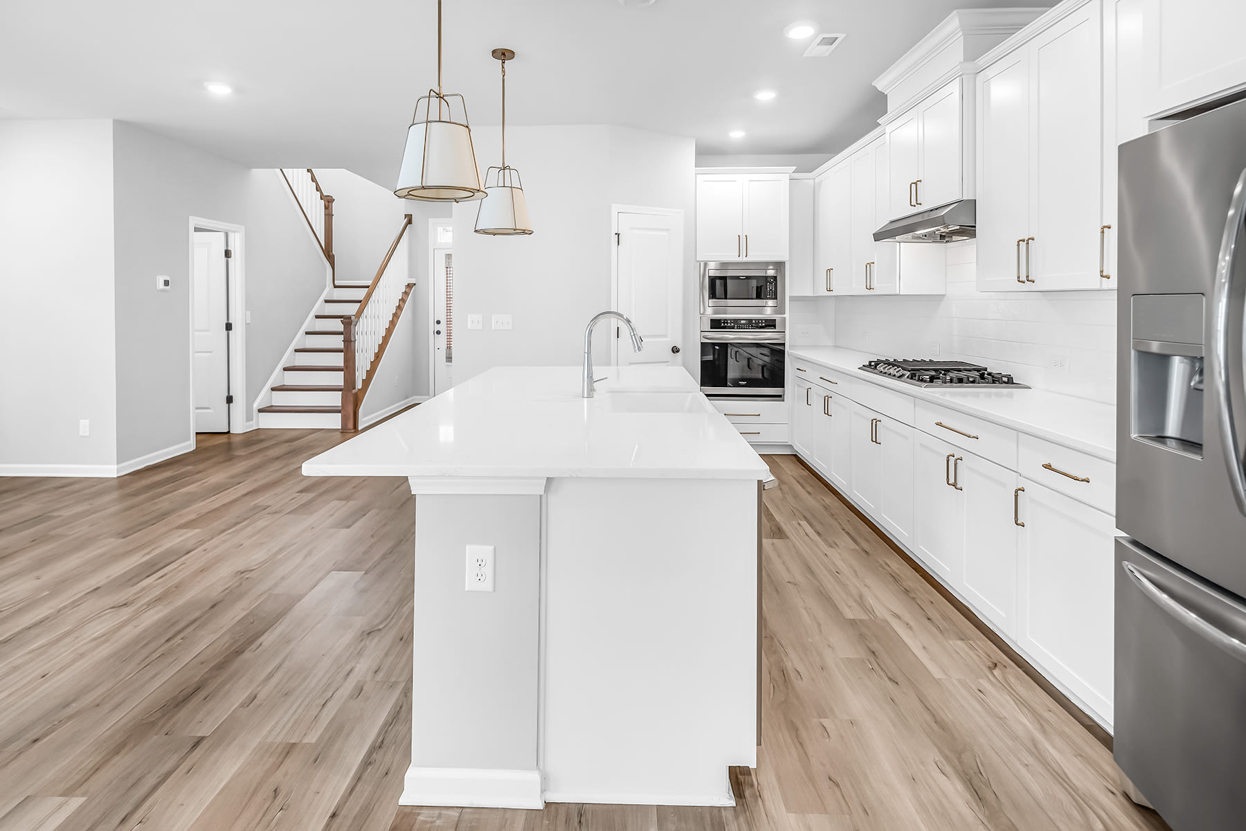 721 Lyndon Station Drive – photo 2