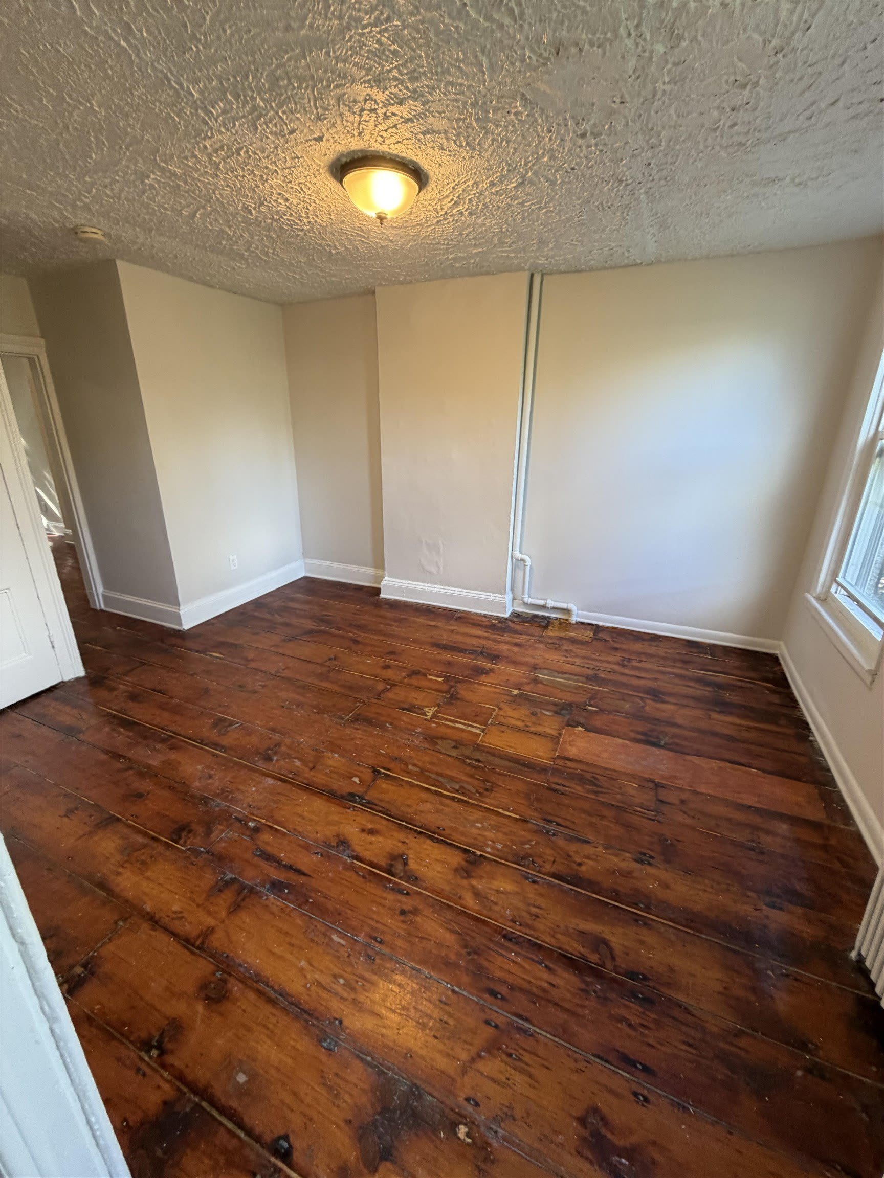 642 JERSEY AVE – photo 5