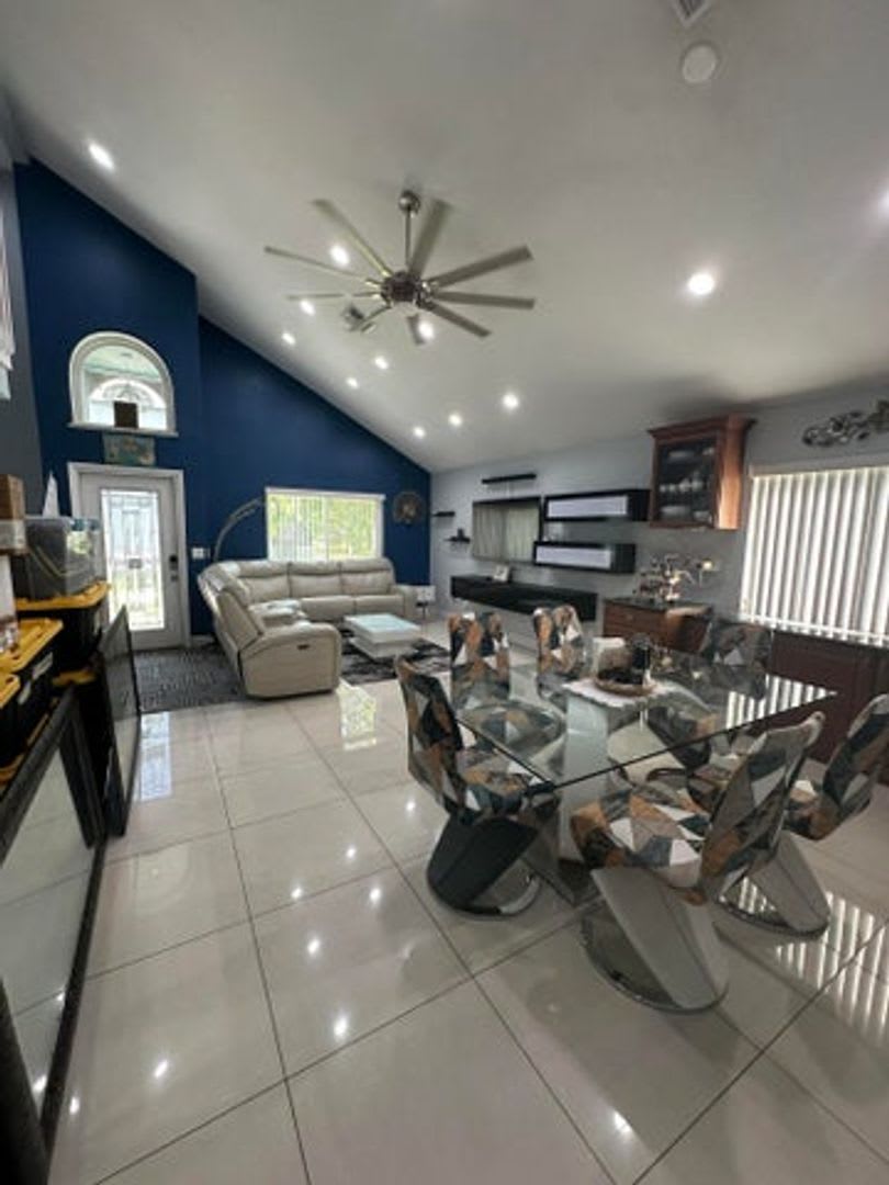 8 ELTON Place, Boynton Beach, FL 33426 – photo 2