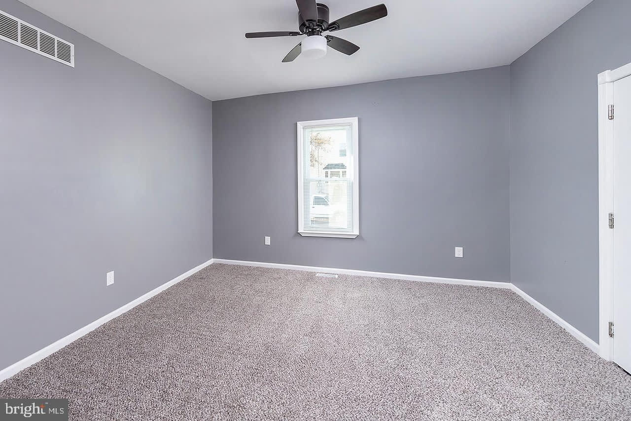 418 Railroad Avenue – photo 4