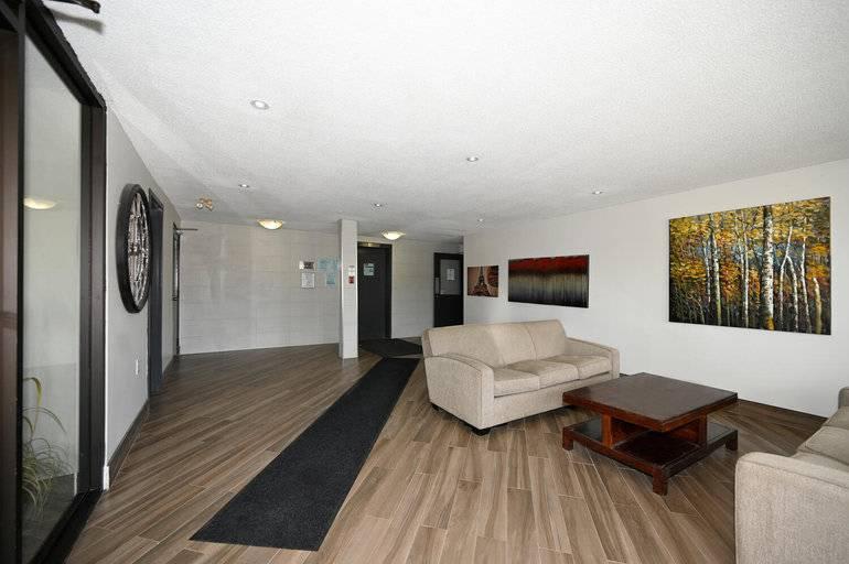 7039 San Pedro Ave – photo 4