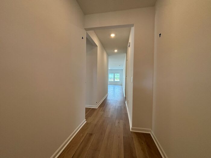 261 Avebury Road – photo 4