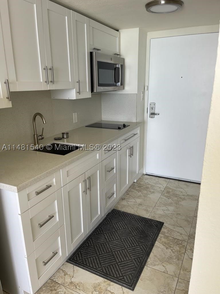 19201 Collins Ave – photo 2