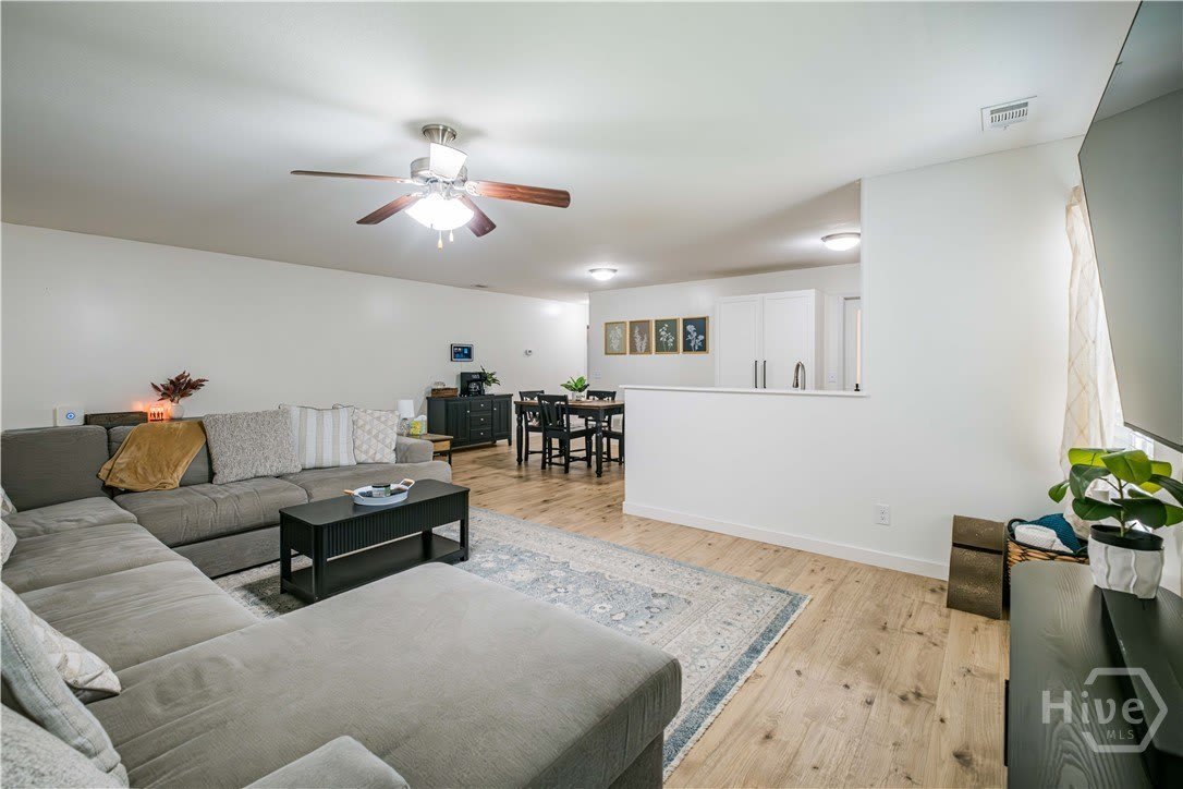 17 Raintree Way – photo 5