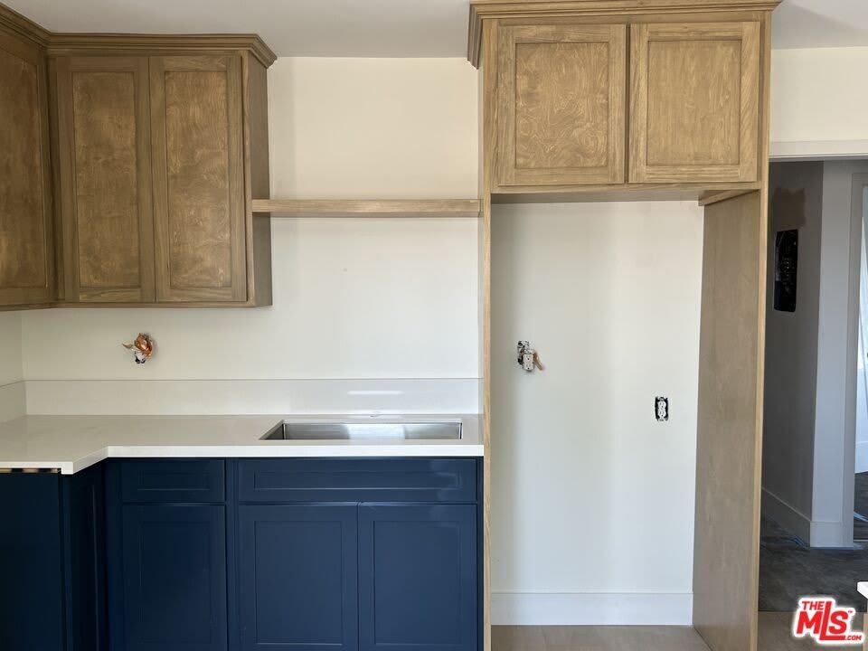 1336 W 37Th Dr – photo 4