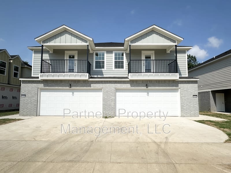 1079 South Benchmark Lane 1 – photo 1