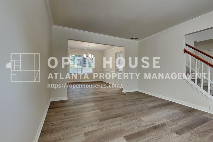 863 Langley View Court – photo 5