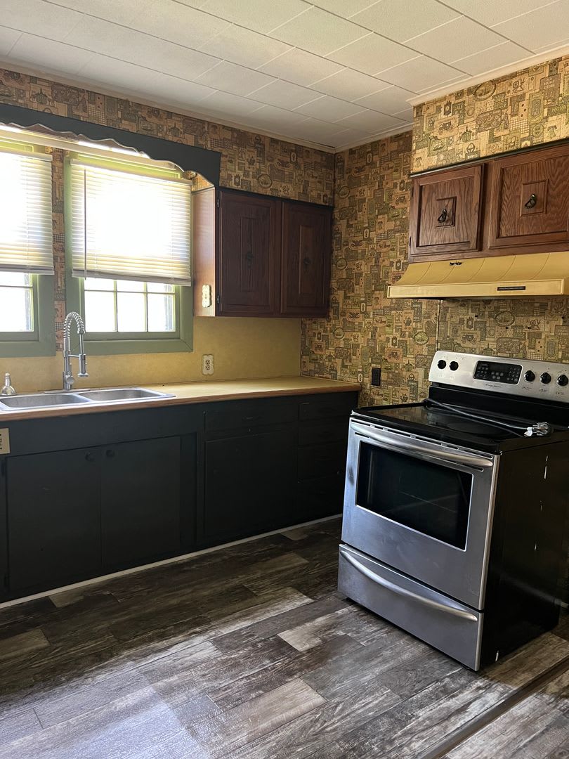 909 Marvin Ave. – photo 5
