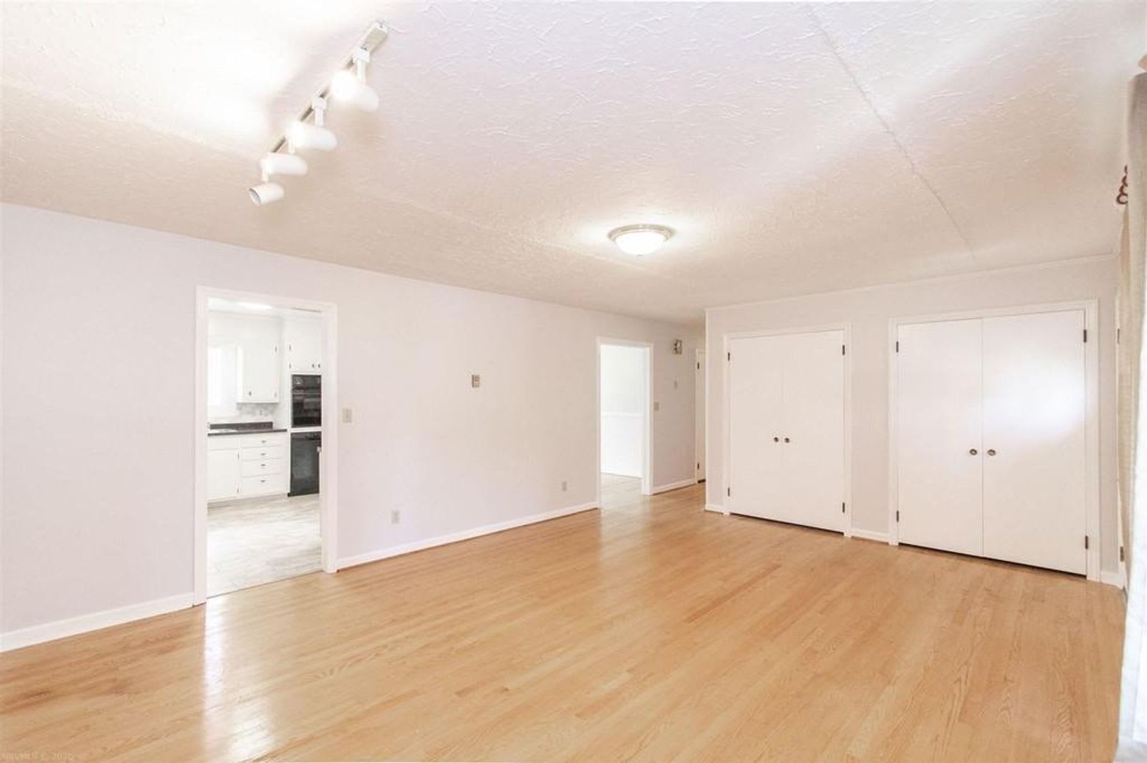 3 Bedroom 3 Bath House – photo 5