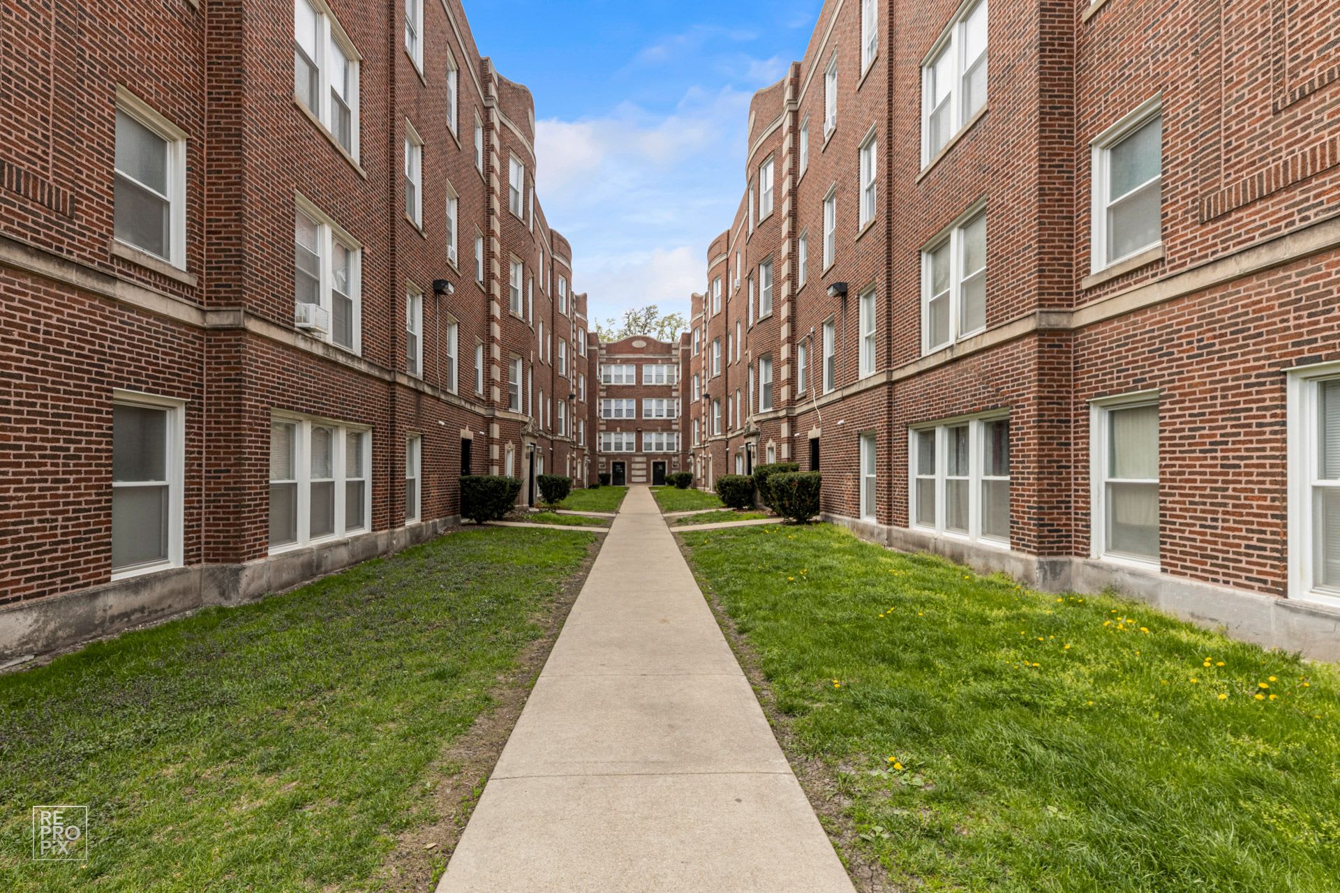310 N Menard – photo 2