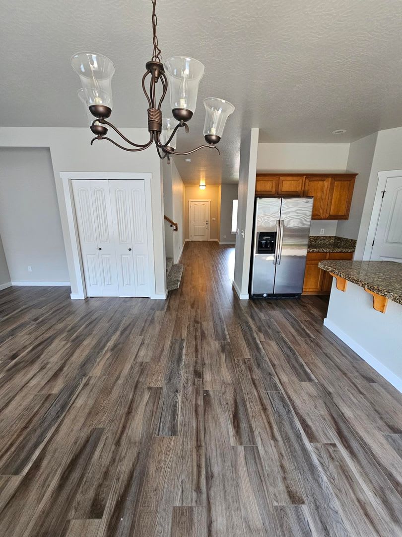 Gorgeous 4 bedroom 2.5 bath, Meridian home in Silverleaf Subdivision. Newer flooring and paint. – photo 5
