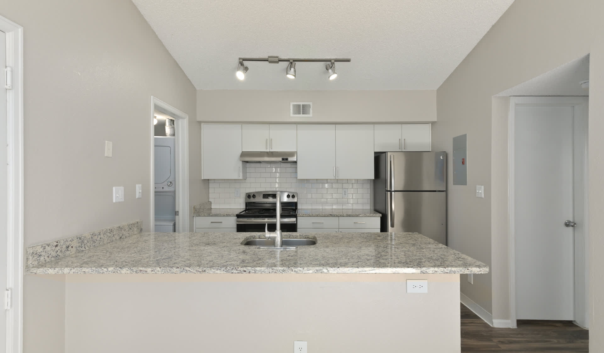 Arcadia Apartments – photo 3