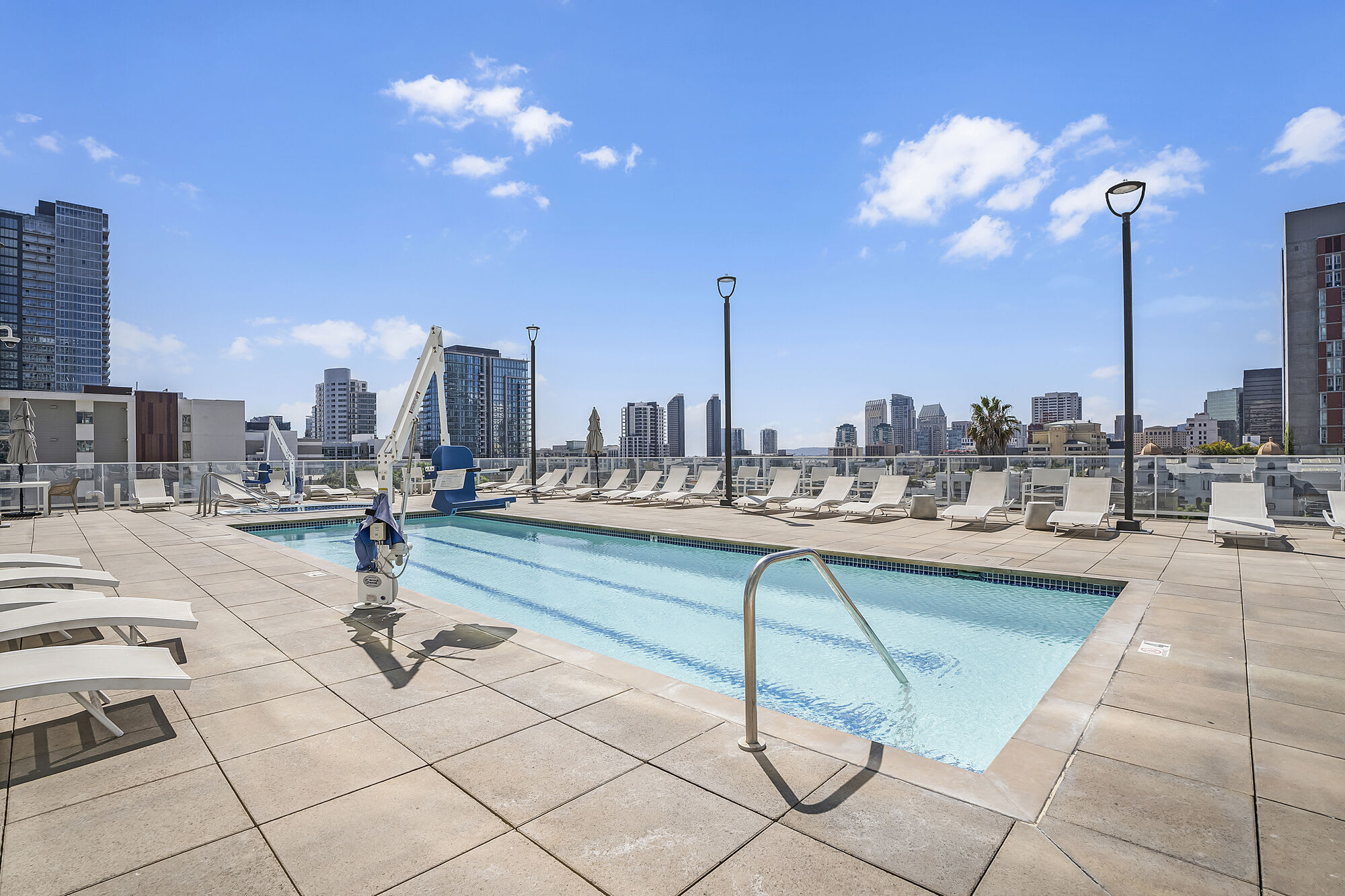Broadway Towers – photo 5