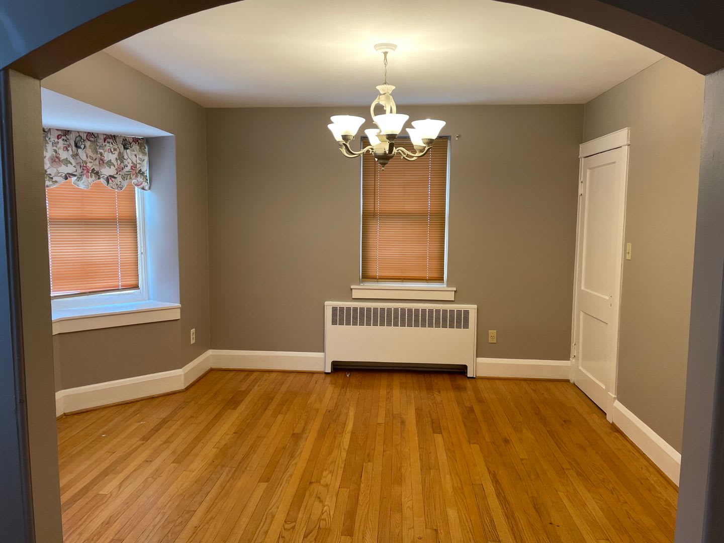 7837 Wendover Ave. – photo 5