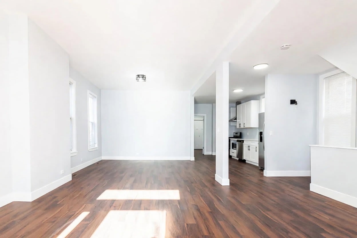 932 North Richmond Street – photo 5