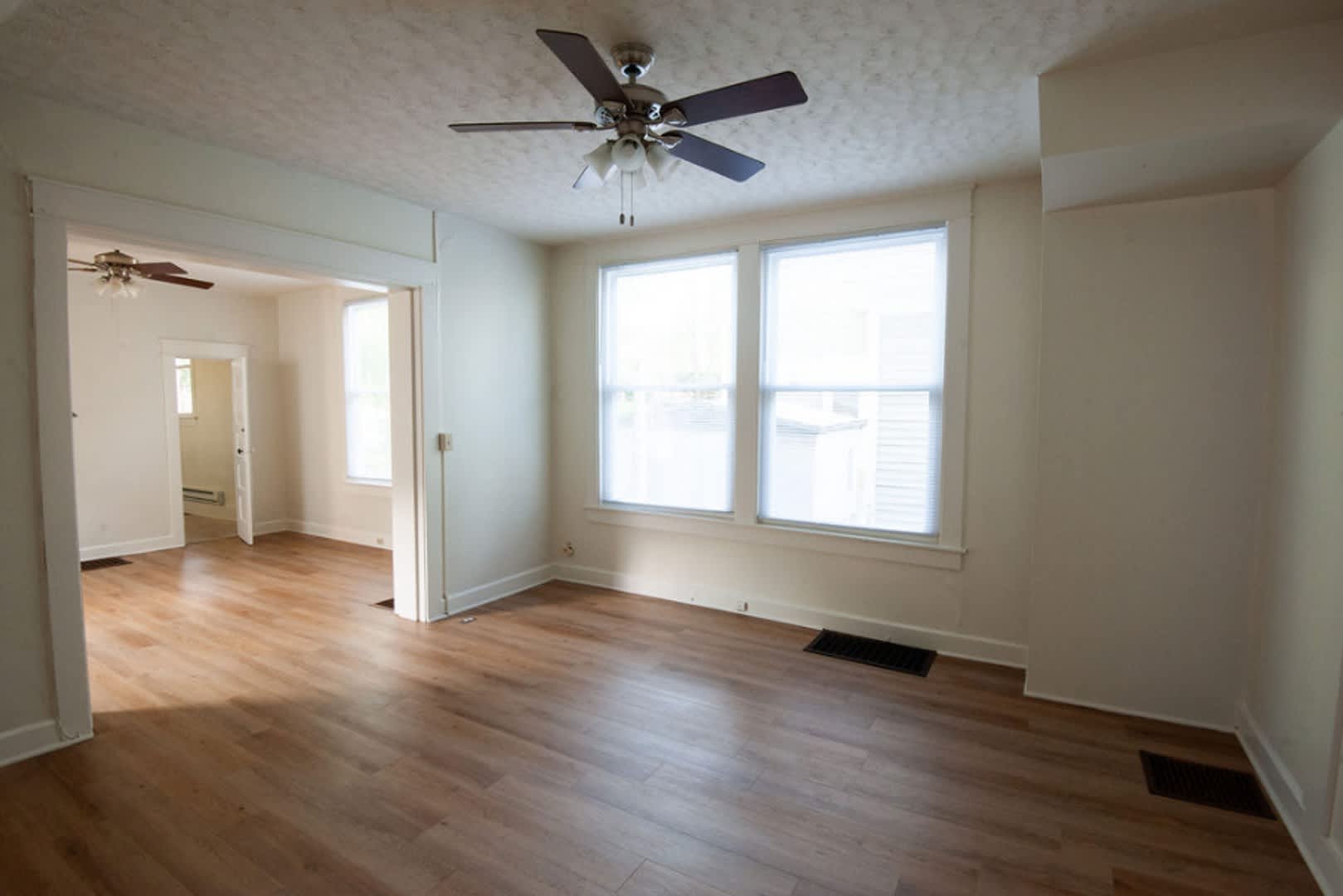 319 N. Lincoln – photo 4