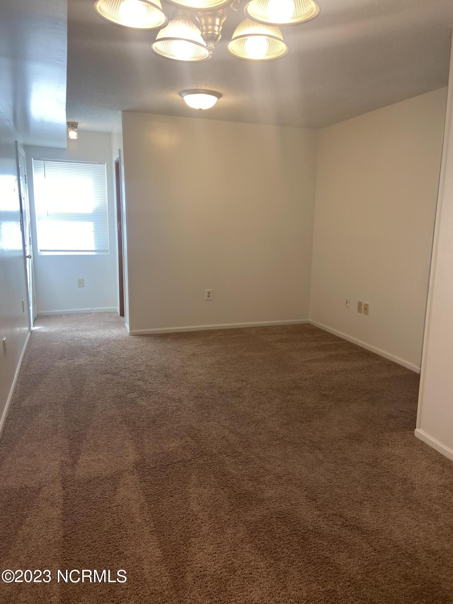 251 Cordell Circle – photo 5