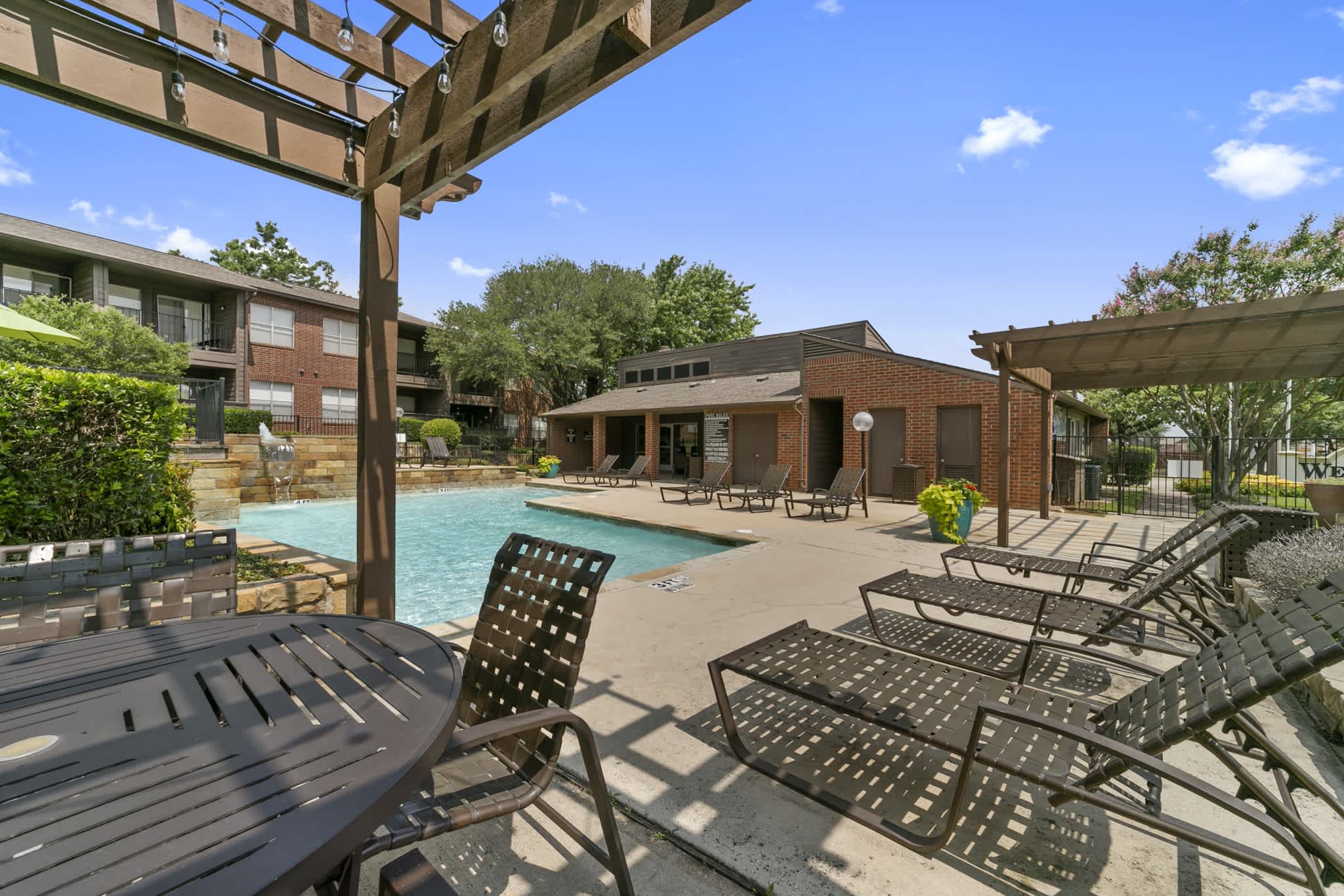 Westwind Apartments – photo 3