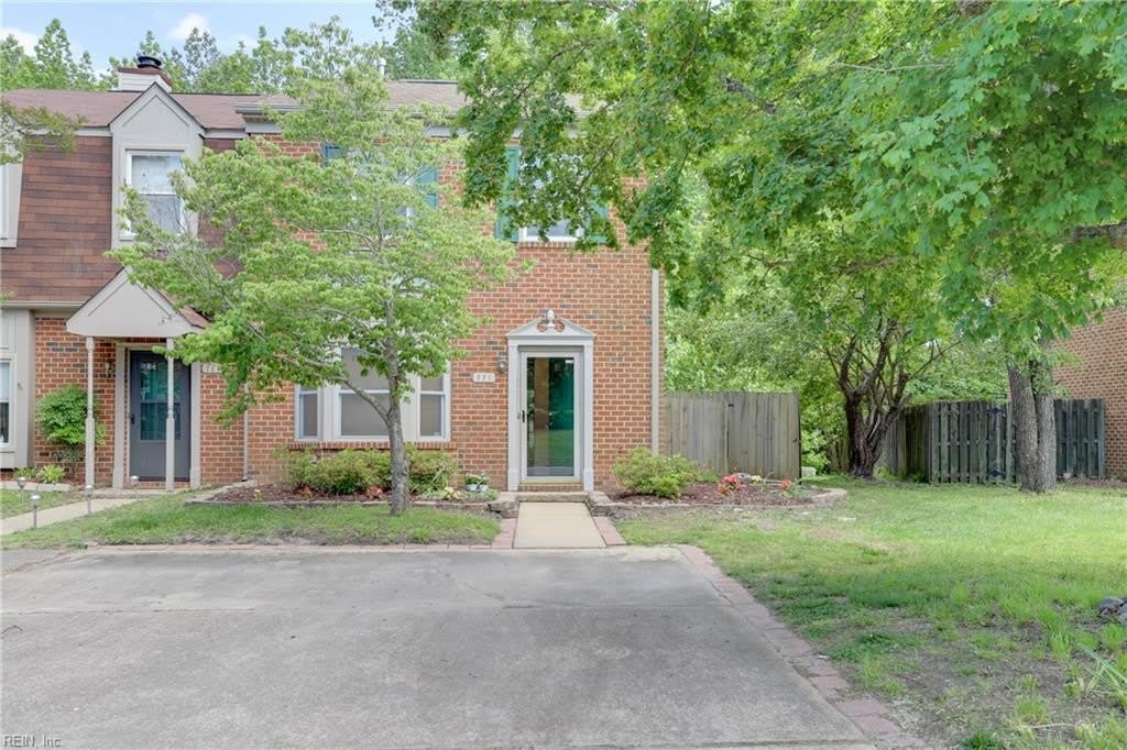 771 Creekside Crescent – photo 2