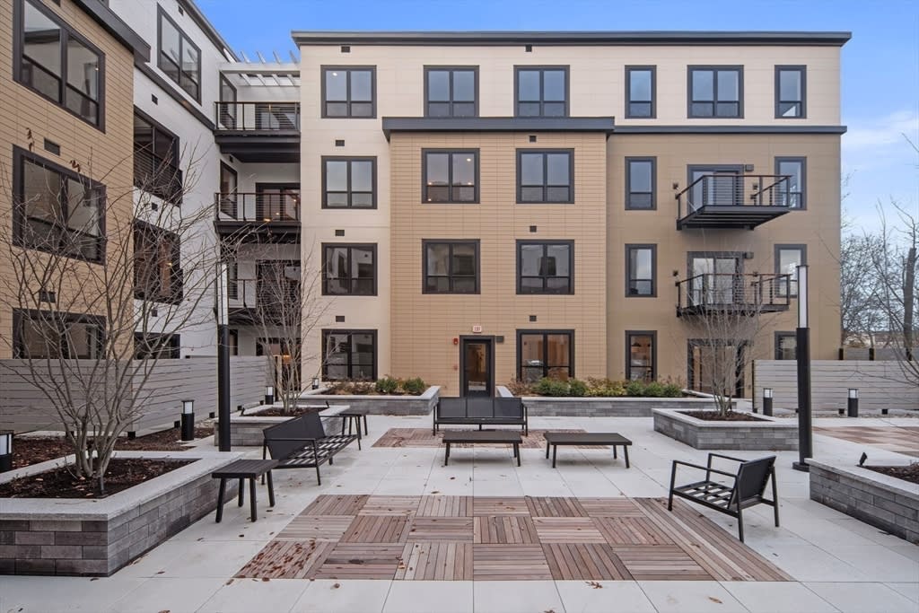 1021-1025 Mass Avenue – photo 4