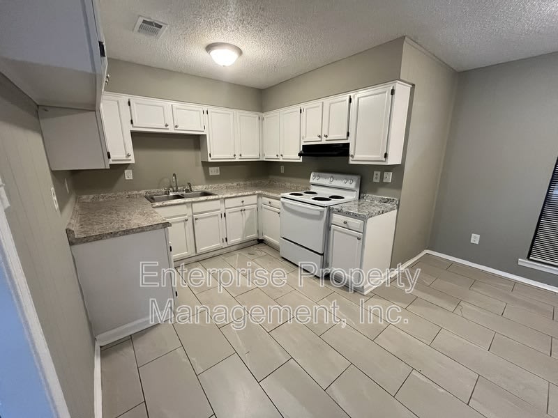 3898 Votive Dr – photo 4