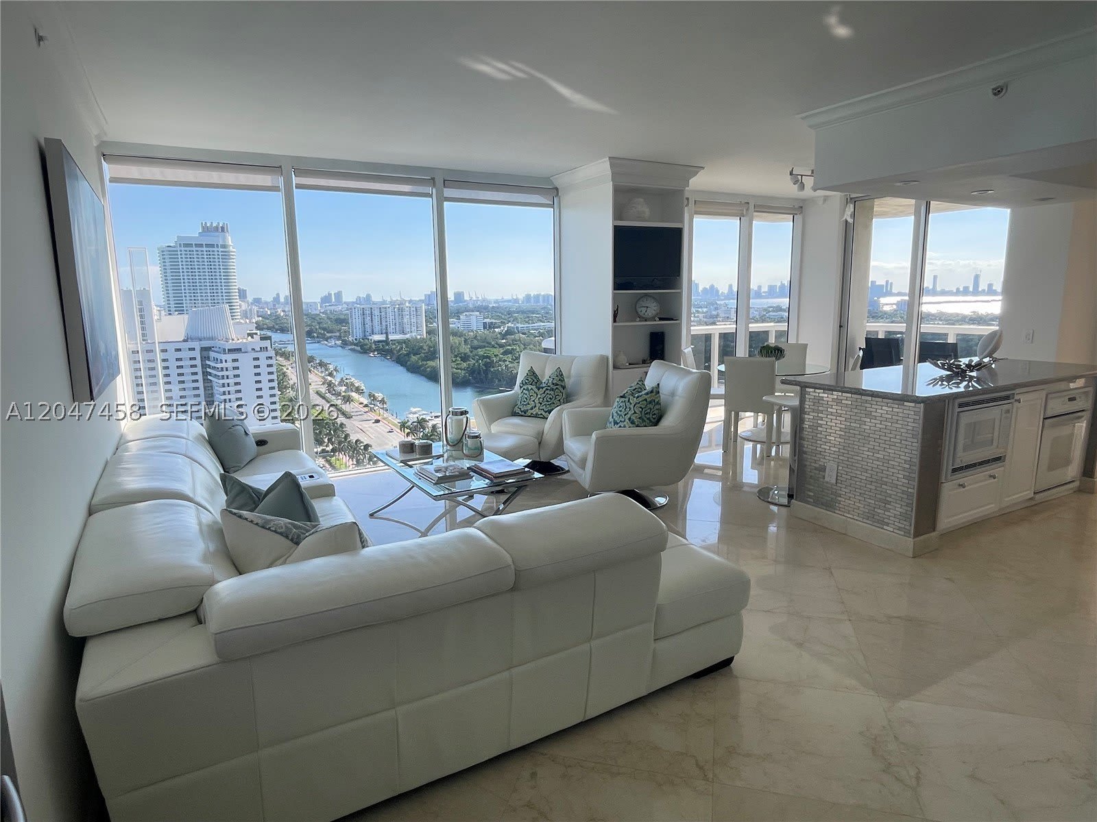 4775 Collins Ave – photo 4