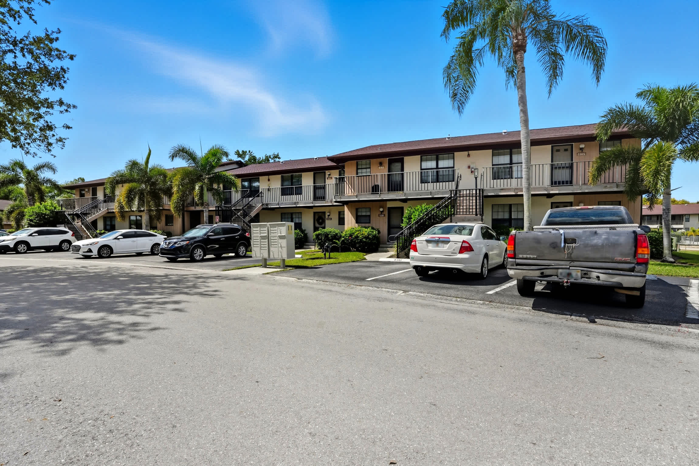 5361 Treetops Drive – photo 3