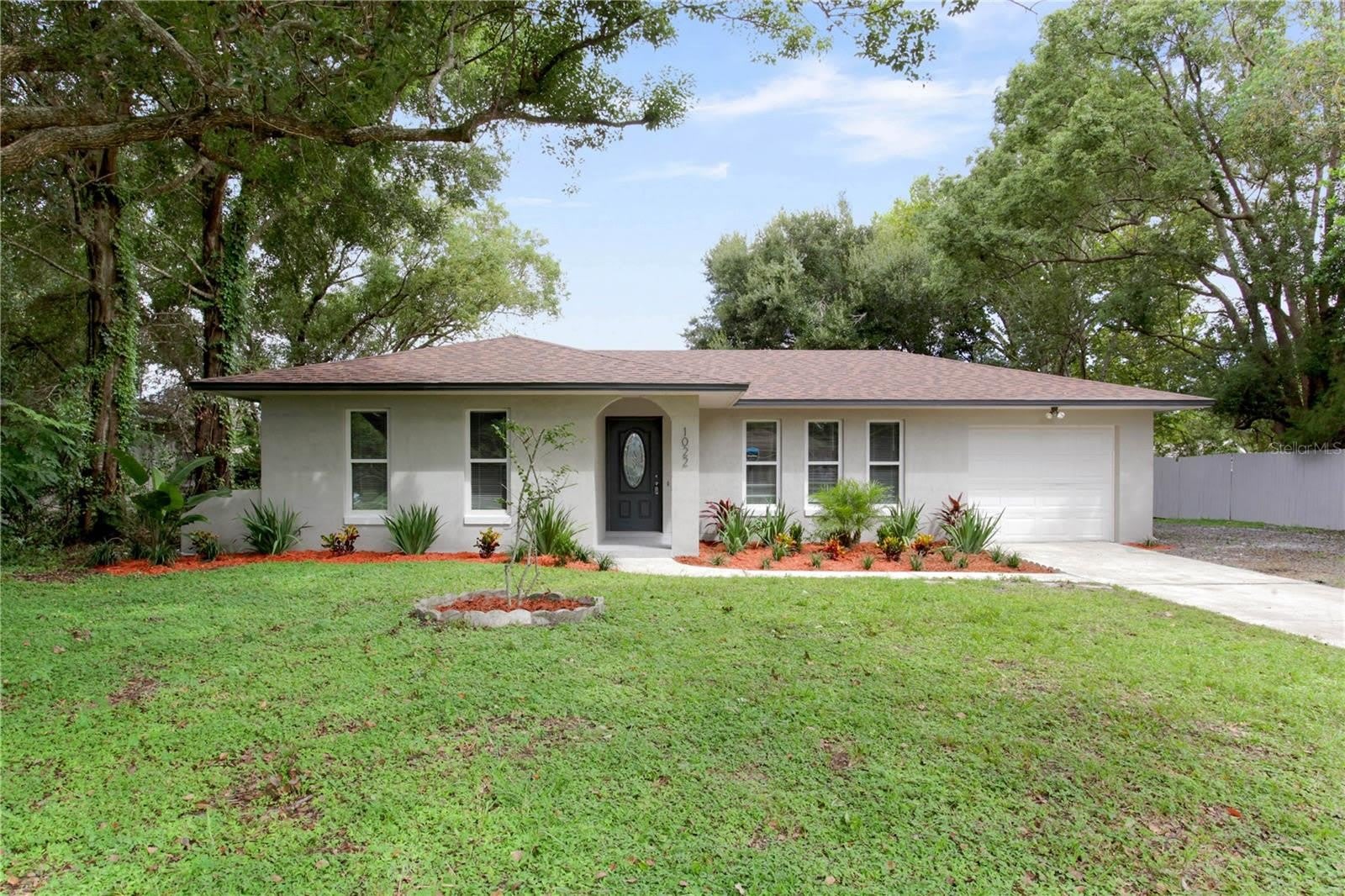 1022 Norwood Drive – photo 1