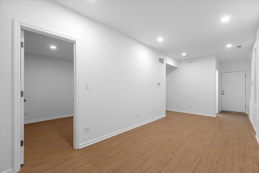 1313 W Chicago Avenue – photo 3