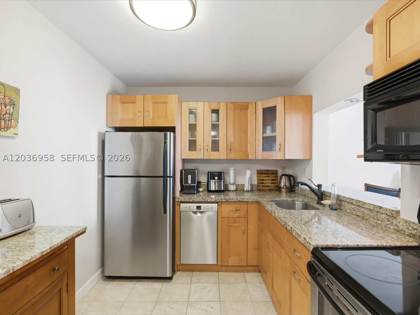 3588 Collins Ave – photo 4