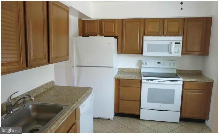 10193 FARRAGUT Court – photo 2